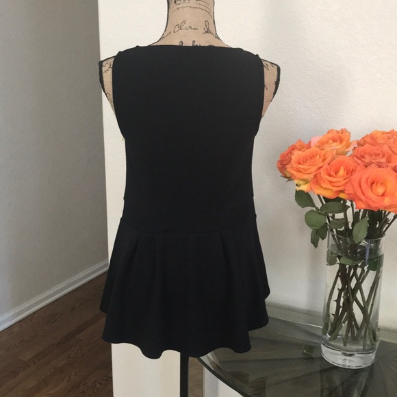 🌺NWOT Mossimo Top🌺 - Picture 2 of 15